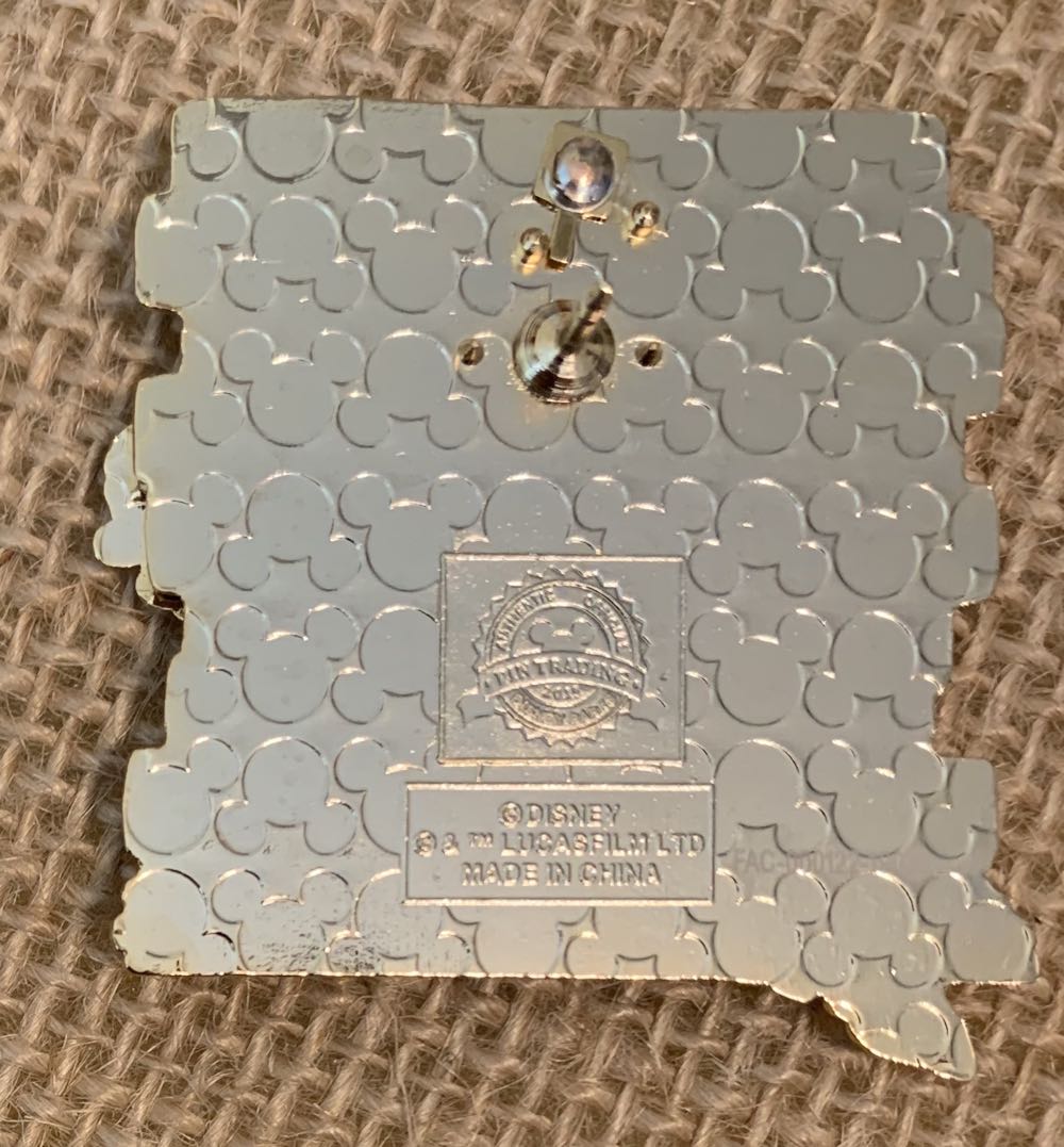 Indiana Jones Swinging (Mickey Mouse) - Disney Parks Pin - Rack pin collectible [Barcode 400009176773] - Main Image 4