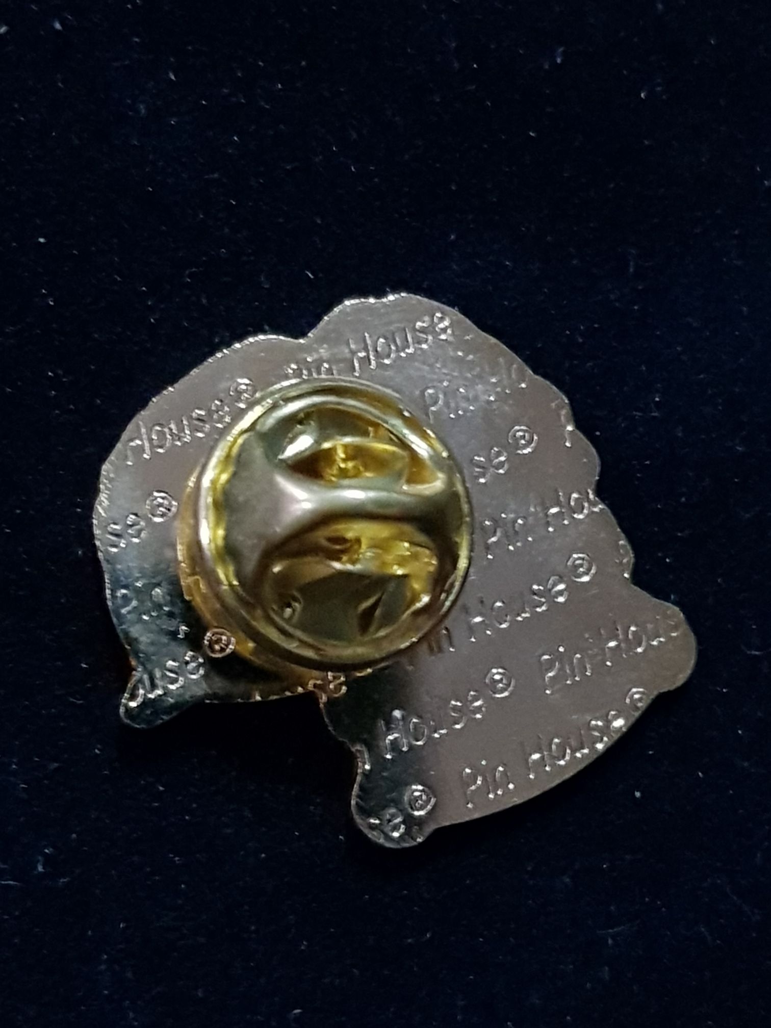 Kenya  pin collectible - Main Image 2