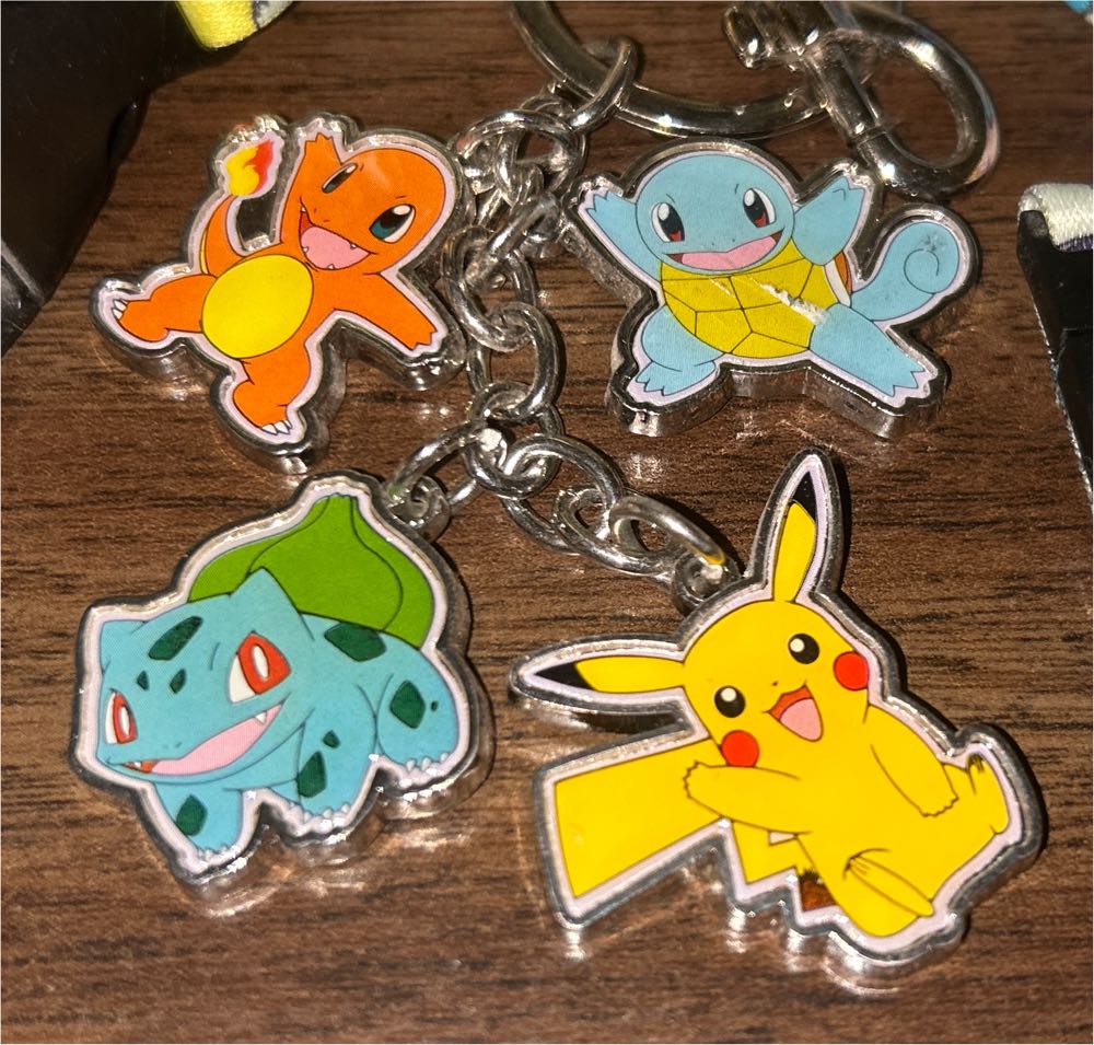Pokémon Fab 4 With Lanyard - Enameled cloissonné pin collectible - Main Image 2
