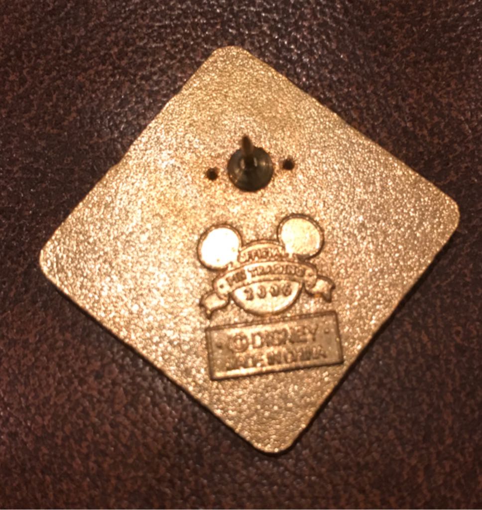 Grumpy Dwarf -Grumpy Zone - Disney pin collectible - Main Image 2