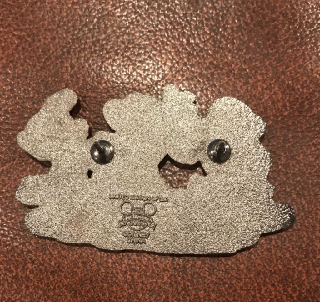 Grumpy Dwarf - Grumpy And Dopey Winter Fun - Disney pin collectible - Main Image 2