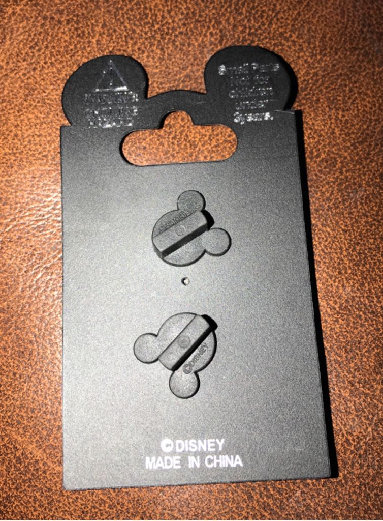 Grumpy Dwarf - Fantasyland Surprise - Disney pin collectible - Main Image 2