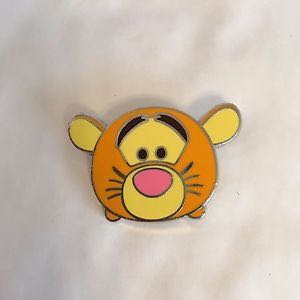 Tsum Tsum - Tigger  pin collectible - Main Image 1