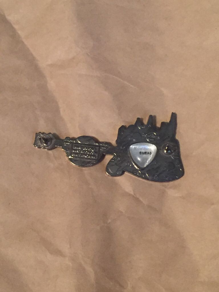 Hard Rock Cafe Chicago American Flag Guitar - Hard Rock Cafe pin collectible - Main Image 2