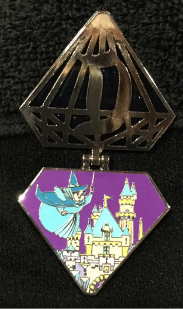 Merryweather - Disney 60th - Diamond - Cinderella - Hinged pin collectible [Barcode 400009436617] - Main Image 2
