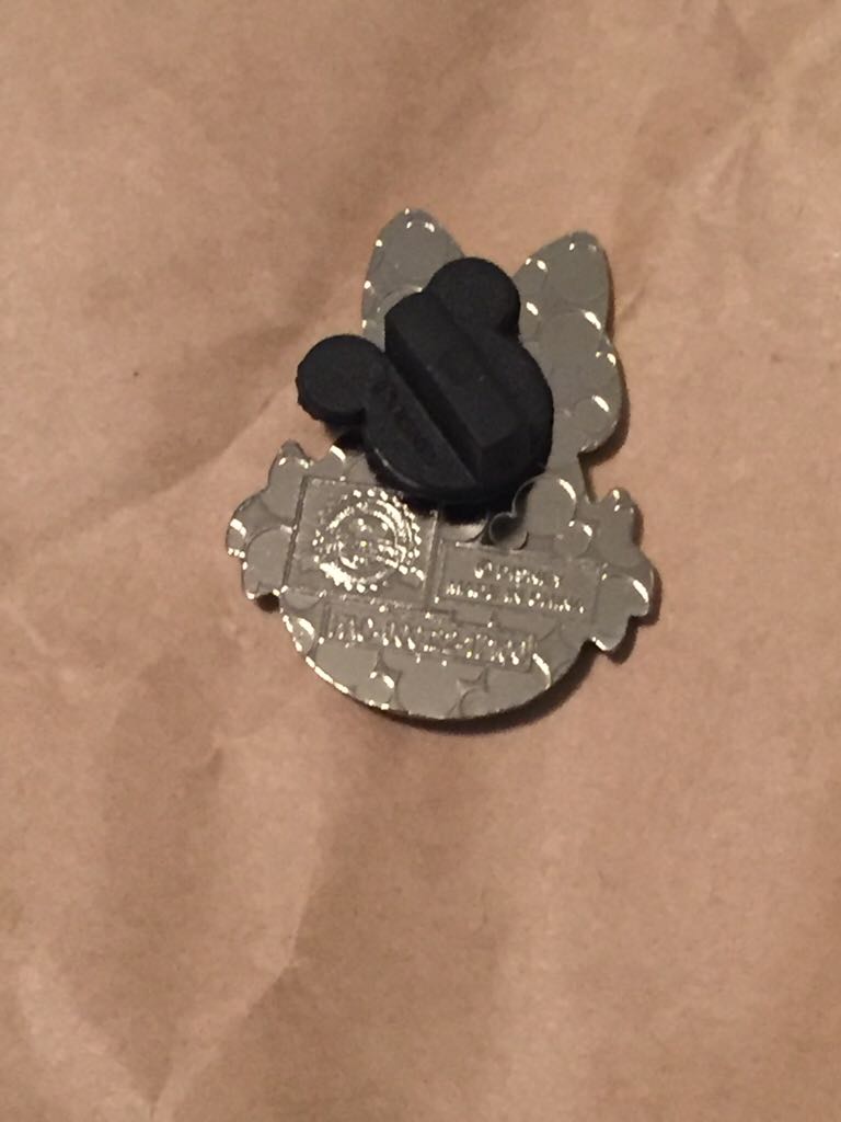 White Rabbit Emoji Surprise - Disney pin collectible - Main Image 2