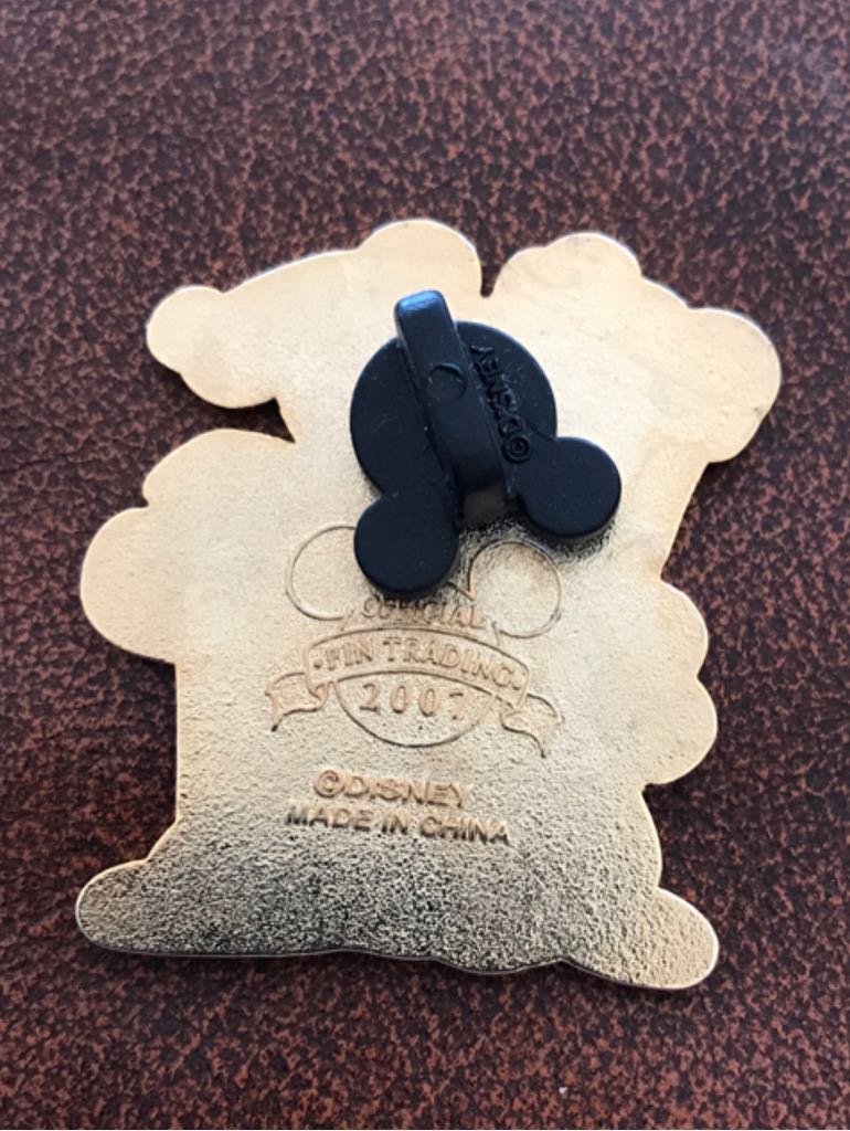 Mickey - Cowboy - Disney pin collectible - Main Image 2