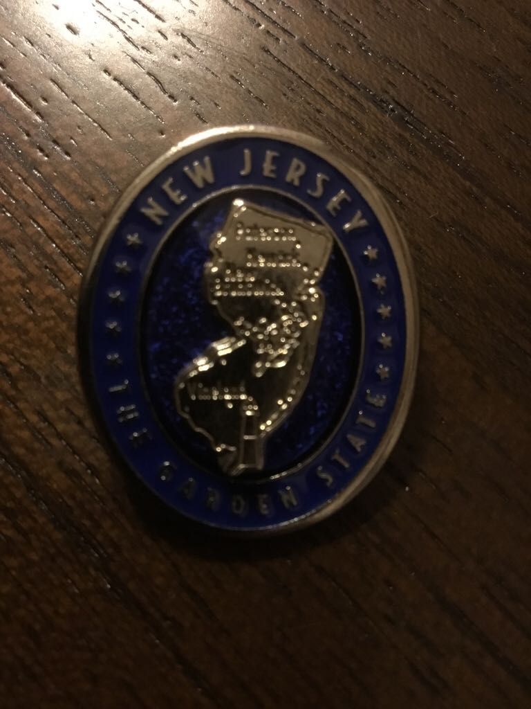 Alice In Wonderland - Comics Collection - Caterpiller - DLR - 2011 Hidden Mickey Series