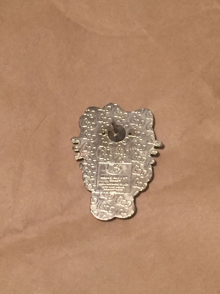 Hello Kitty Nerd  pin collectible - Main Image 2
