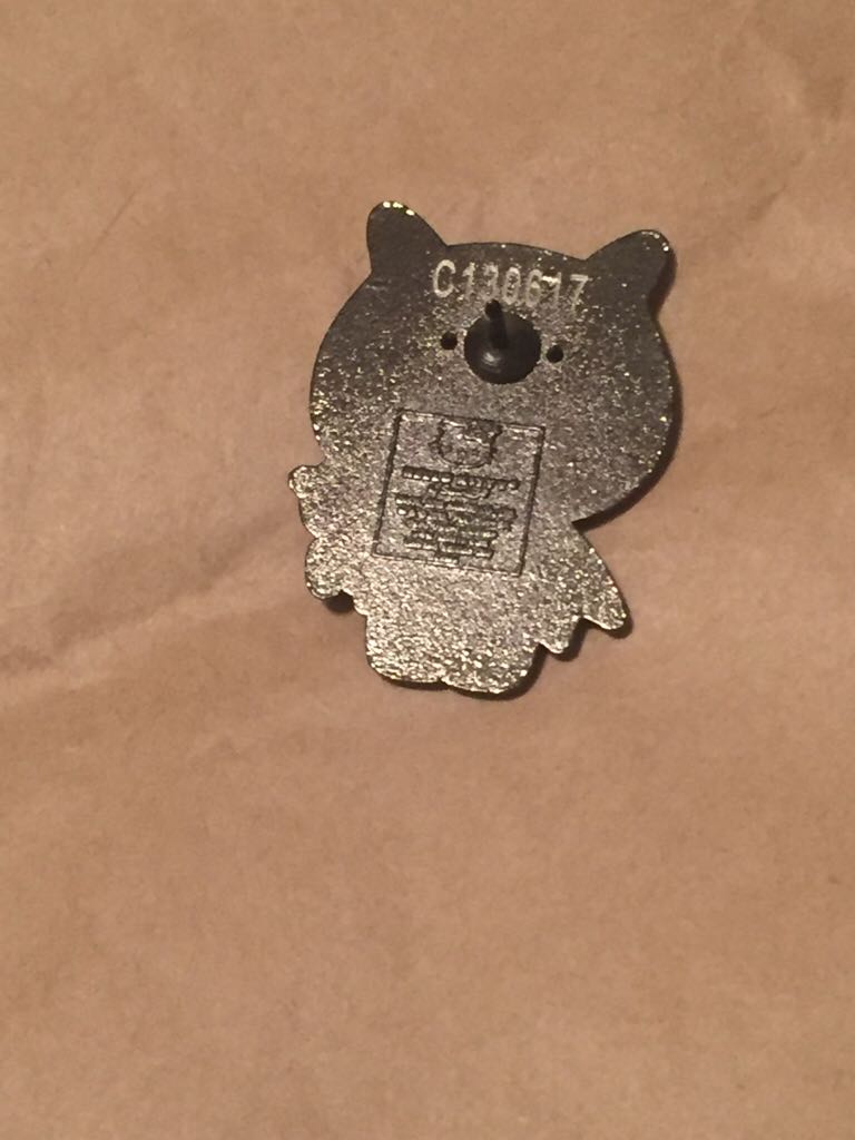 Hello Kitty Ugly Doll Black Bat  pin collectible - Main Image 2