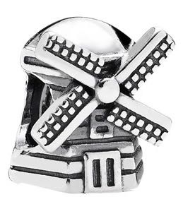 Star Wars - Pin of the Month - Death Star