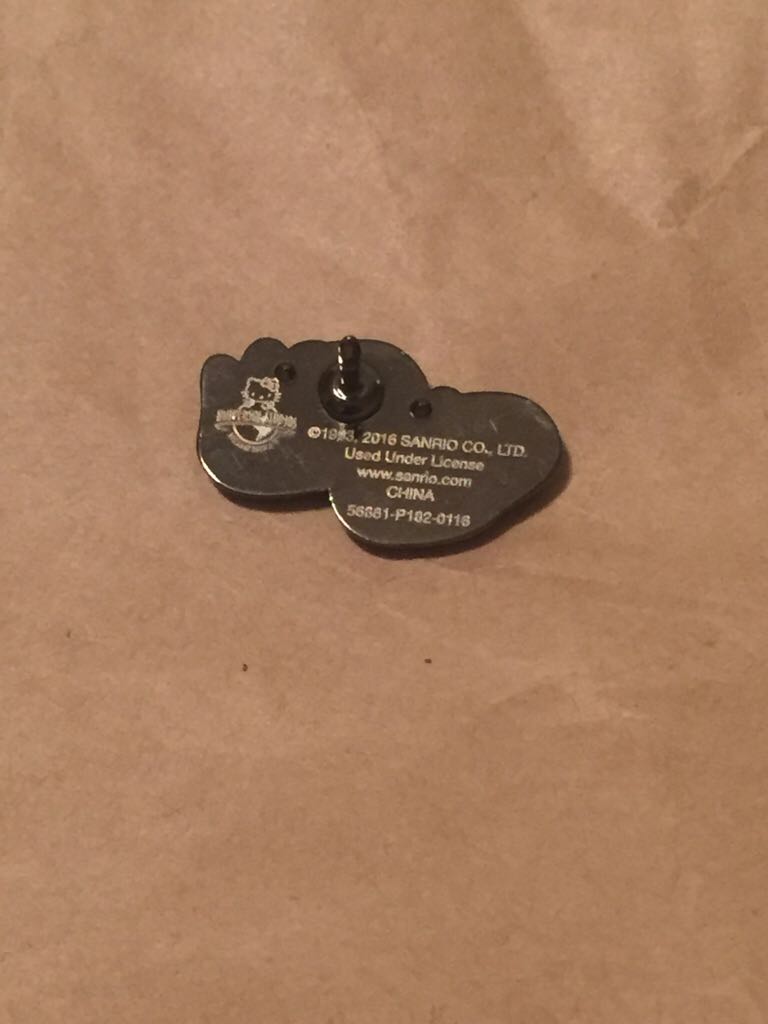 Batz Maru Slippers - Universal Studios pin collectible - Main Image 2