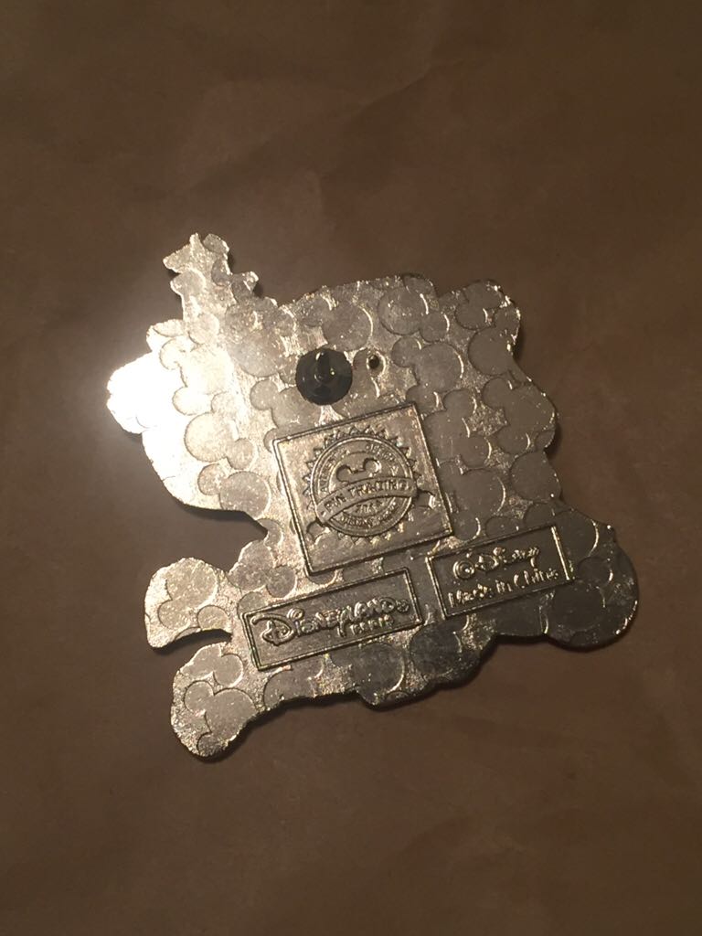 Alice’s Curious Labyrinth - Disney pin collectible - Main Image 2