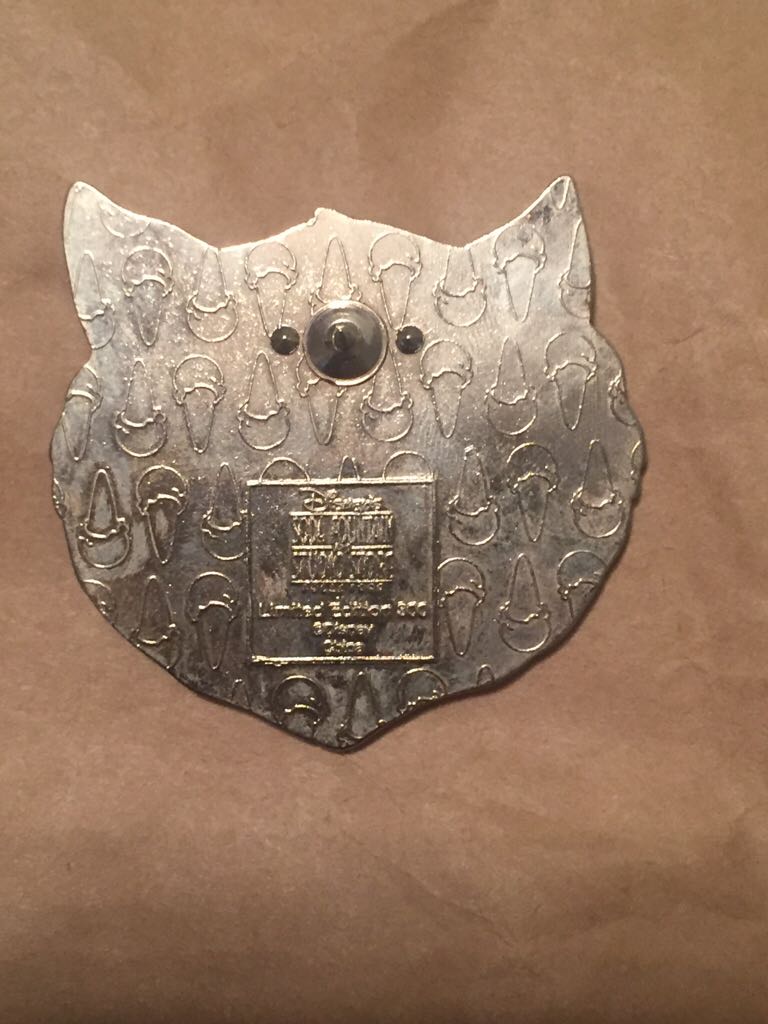 Cheshire Cat Creepy Face - Disney pin collectible - Main Image 2