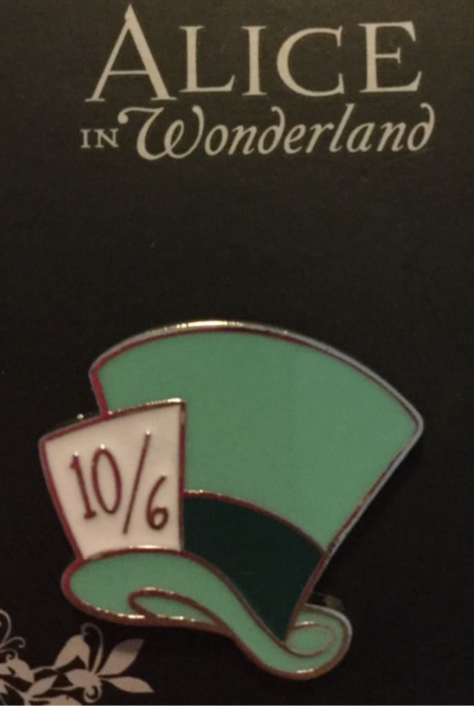 Alice In Wonderland - Watch Collection - Tweedle Dum - DLR - 2007 Hidden Mickey Lanyard