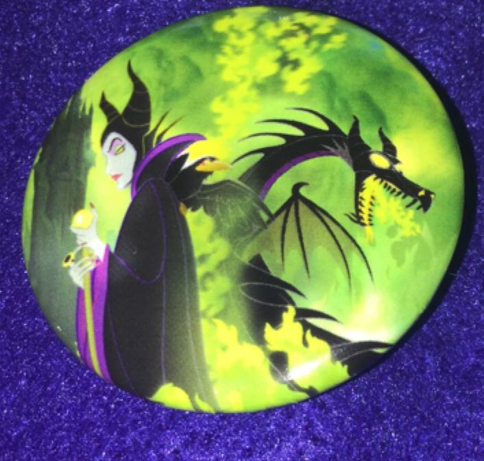 Hard Rock Cafe Nashville Anime Girl