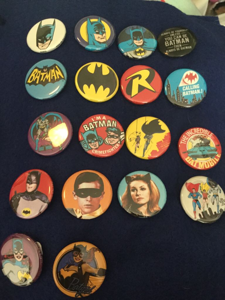 1 Button Page  pin collectible - Main Image 2