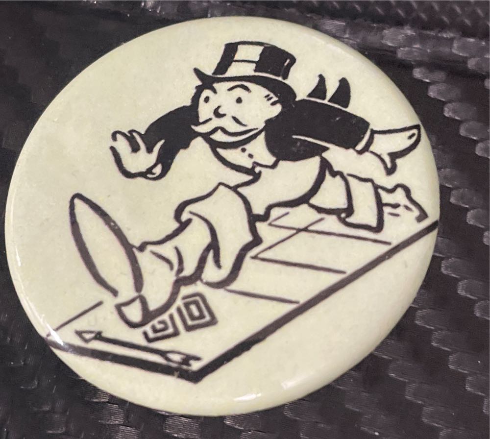 1 Button Page  pin collectible - Main Image 3