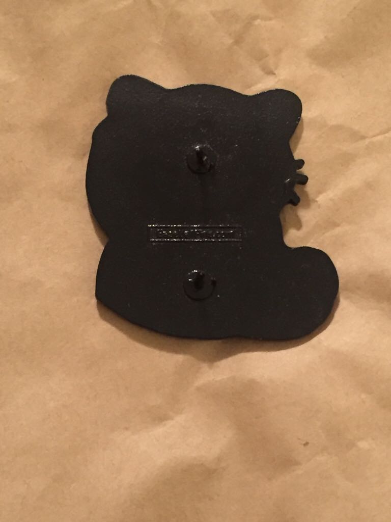 Cheshire Cat Maneki Neko Orange  pin collectible - Main Image 2