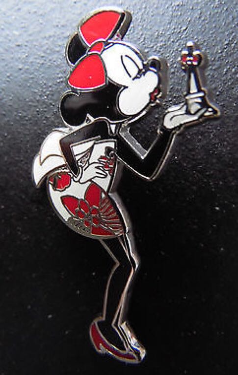 Queen Of Hearts Shoe