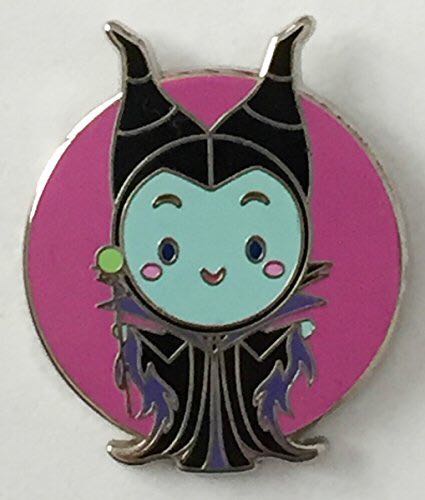 Alic in Wonderland - Cheshire Cat - Resting On Elbows