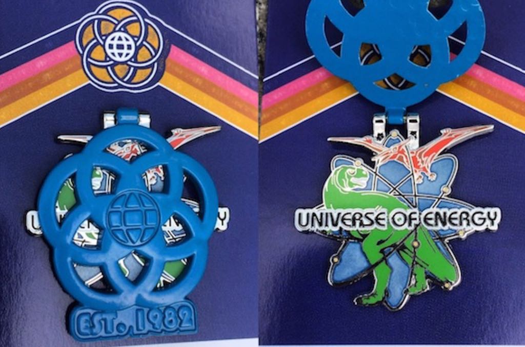 Alice in Wonderland - Card Suits - Mad Hatter Club - DLR - 2013 Hidden Mickey Series