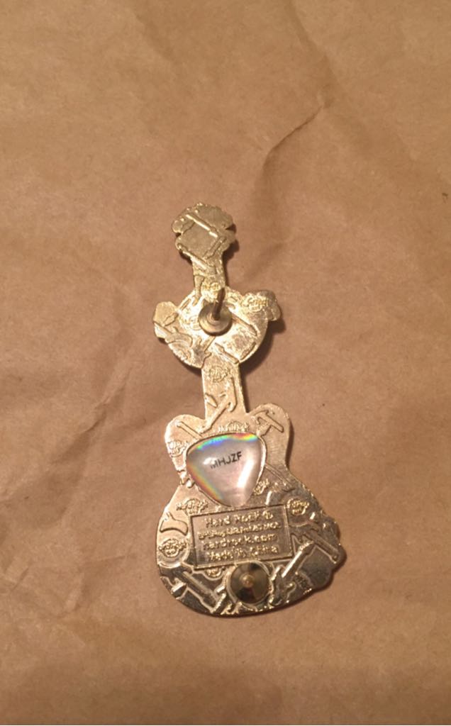 Hard Rock Cafe Memphis Elvis Guitar - Hard Rock Cafe pin collectible - Main Image 2