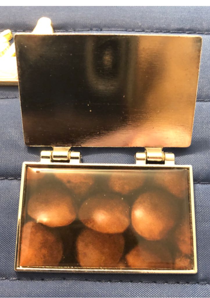 Jessica Drawn To Chocolate - Pin pin collectible - Main Image 2