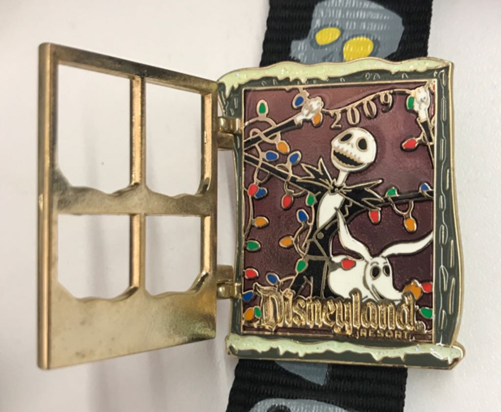 Chip & Dale - Dale - Keep on Tradin’ Mystery Collection