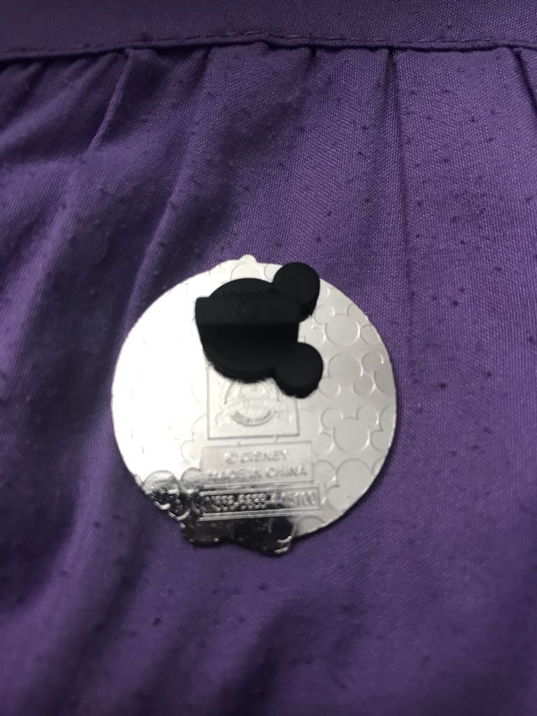 Musical Minnie  pin collectible - Main Image 2