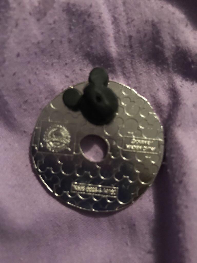 Doughnut  Dumbo - Open Edition pin collectible - Main Image 2