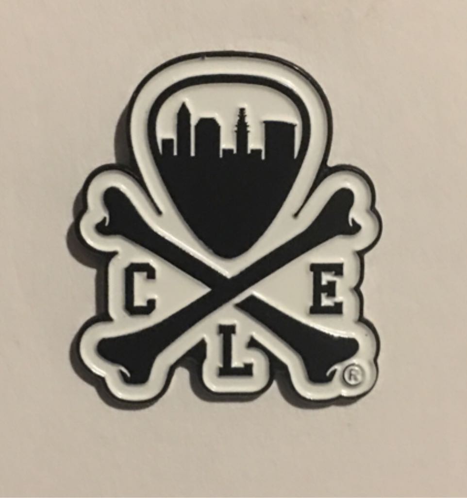 Disney Club Penguin- Mystery Series 2- Movie Director Peng