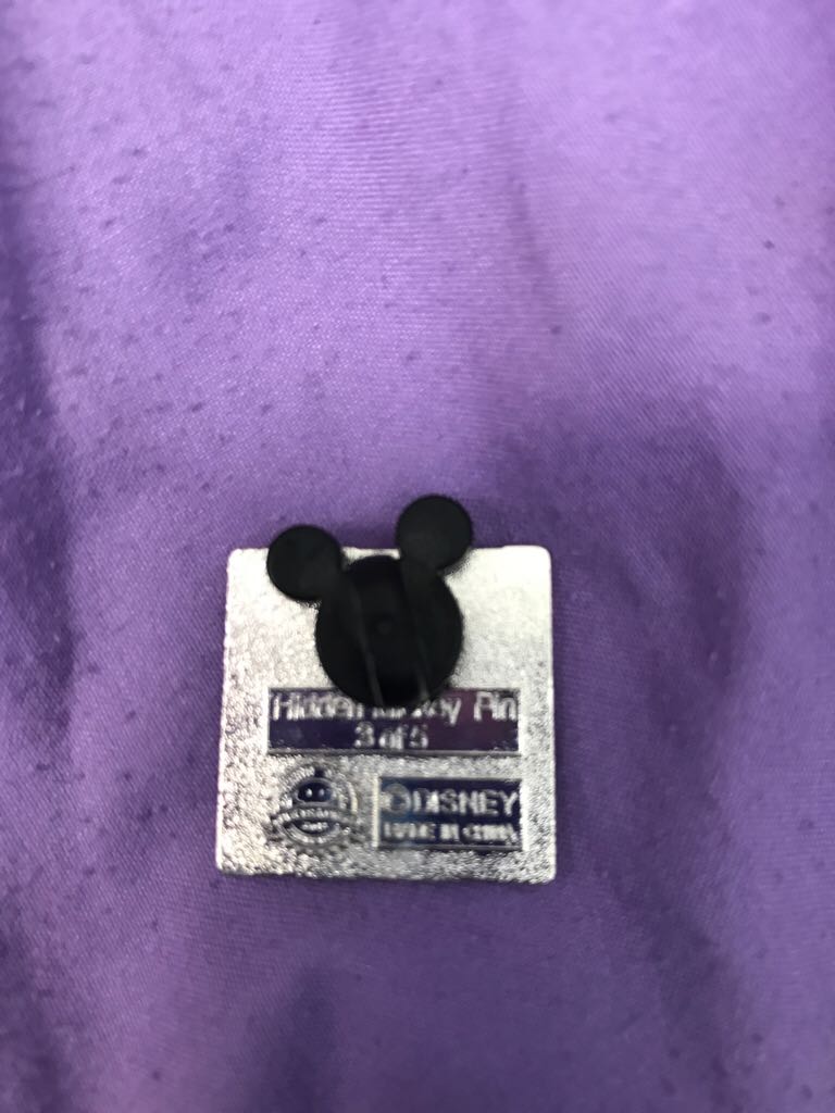 Goofy  pin collectible - Main Image 2