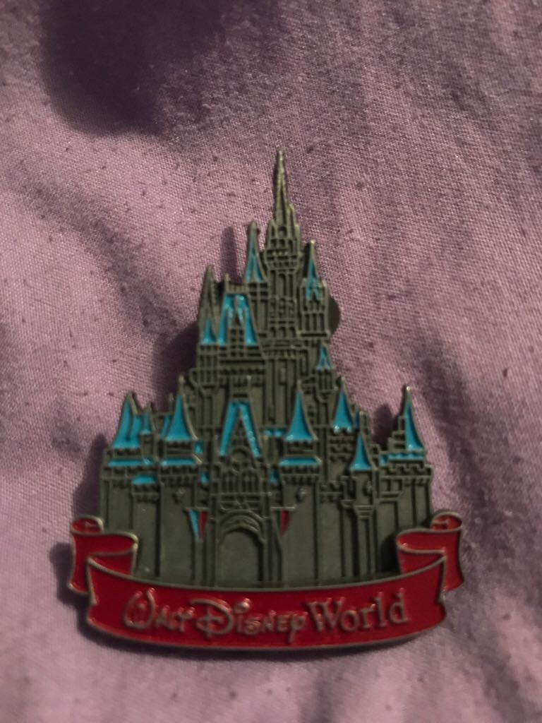 Walt Disney World Castle  pin collectible - Main Image 1