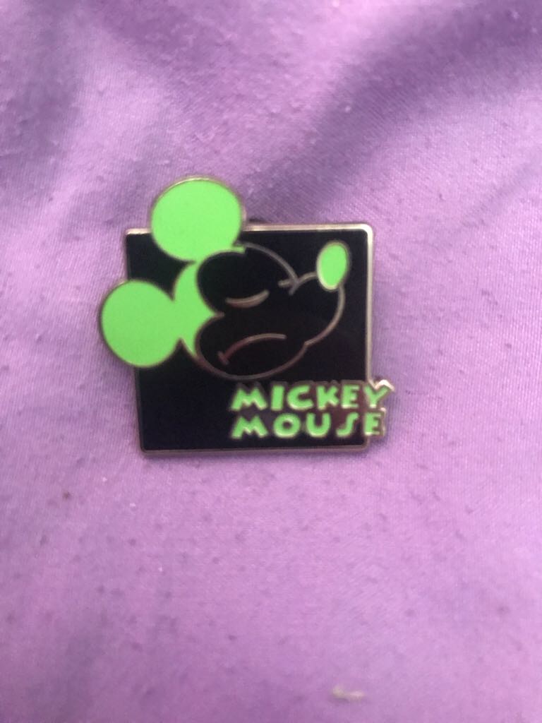 Disney Couples Mystery Pack Mickey And Minnie