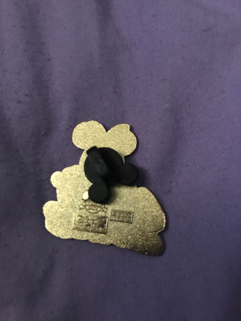 Minnie Mouse  pin collectible - Main Image 2