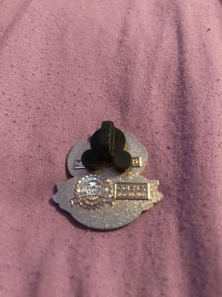 Stitch Disneyland  pin collectible - Main Image 2