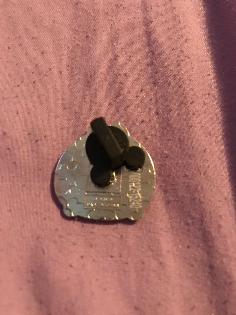 Chip Tsum Tsum - Disney pin collectible - Main Image 2