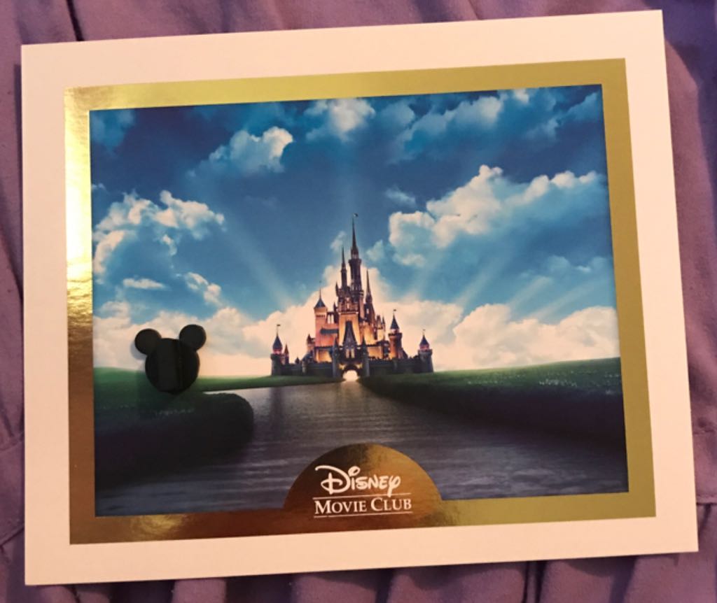 Baymax  pin collectible - Main Image 2