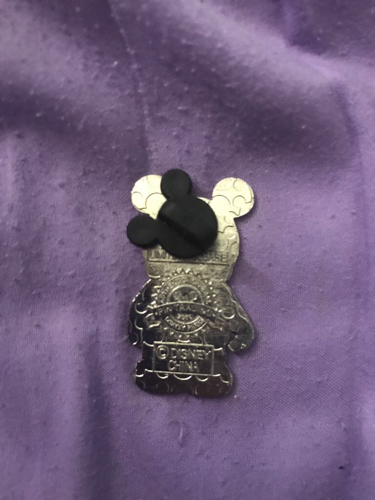Vinylmation — Easter  pin collectible - Main Image 2