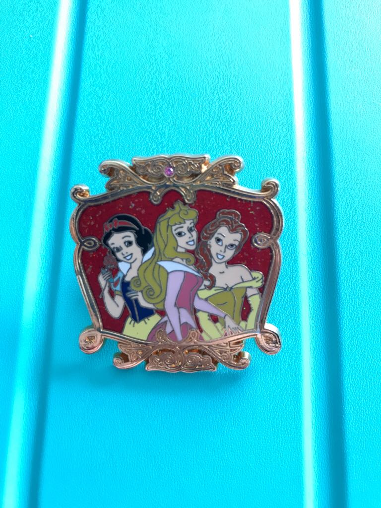 Minnie Mouse Snowman