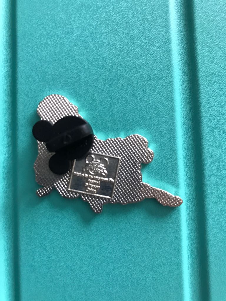 Snow White  pin collectible - Main Image 2