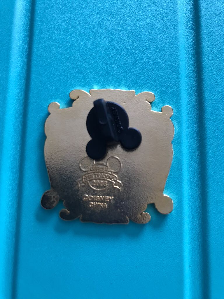 Ariel, Cinderella, & Jasmine  pin collectible - Main Image 2