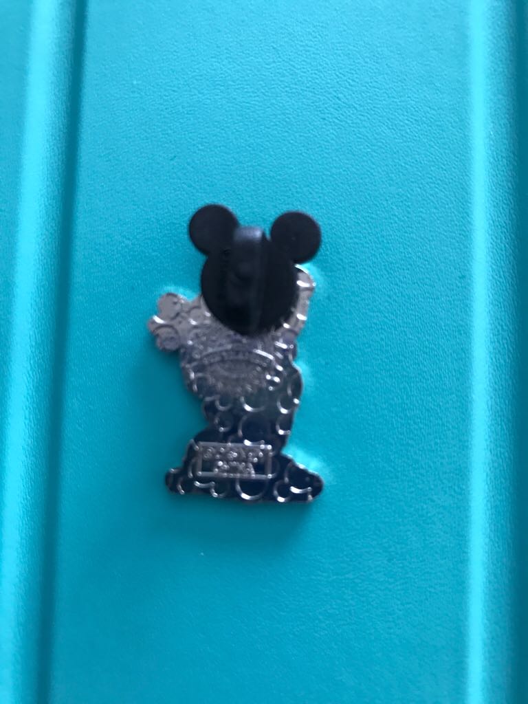 Dwarf: Dopey Kid  pin collectible - Main Image 2