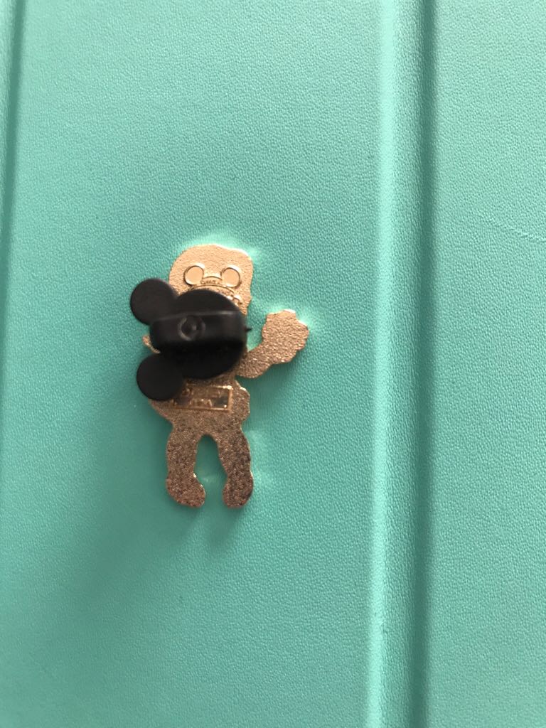 Belle  pin collectible - Main Image 2