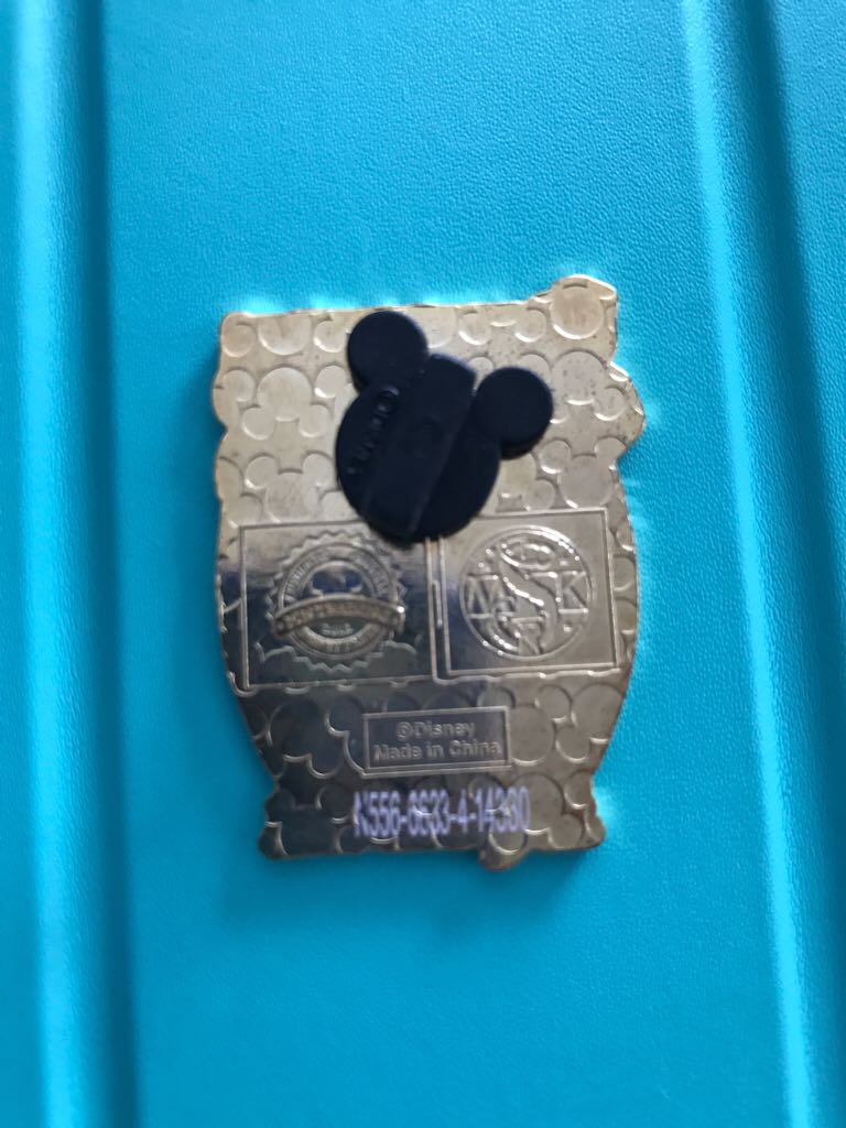 Cruella DeVille  pin collectible - Main Image 2