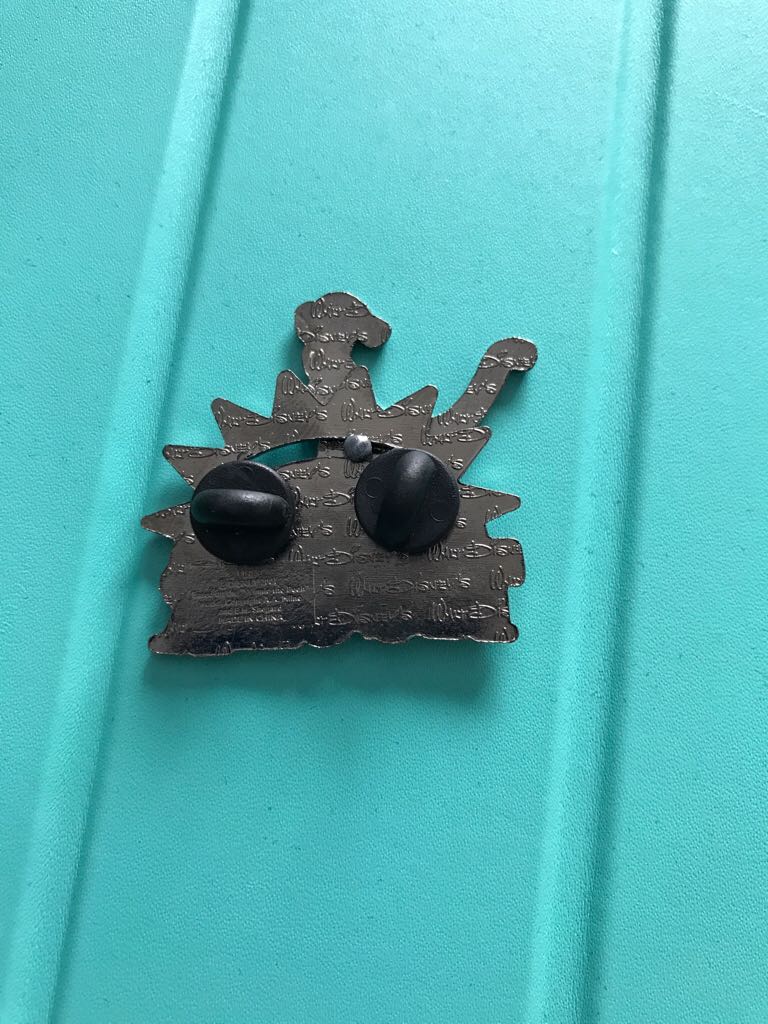 Tigger - Pin pin collectible - Main Image 2