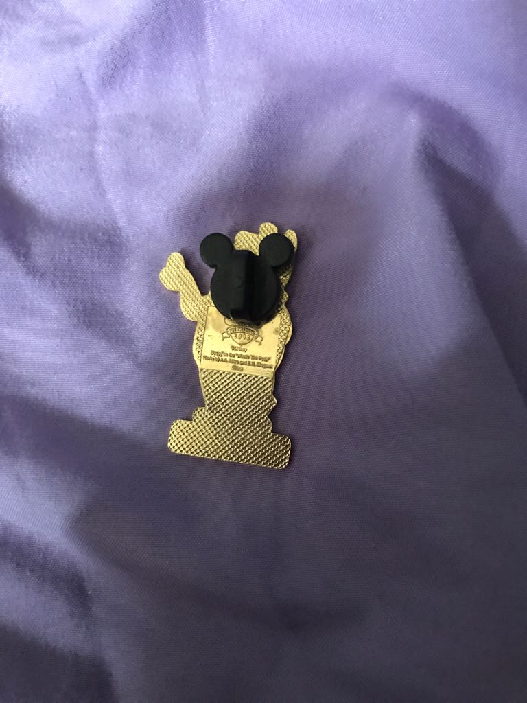 Happy Easter 2002  pin collectible - Main Image 2