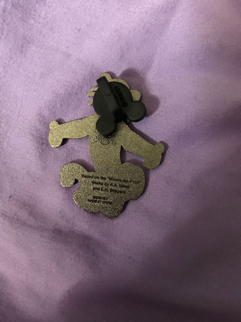 Tigger  pin collectible - Main Image 2