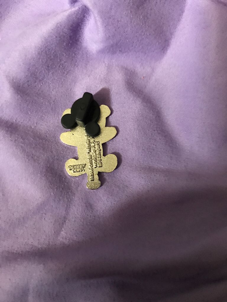 Tigger  pin collectible - Main Image 2